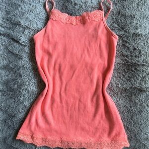 Tanktop spaghetti straps